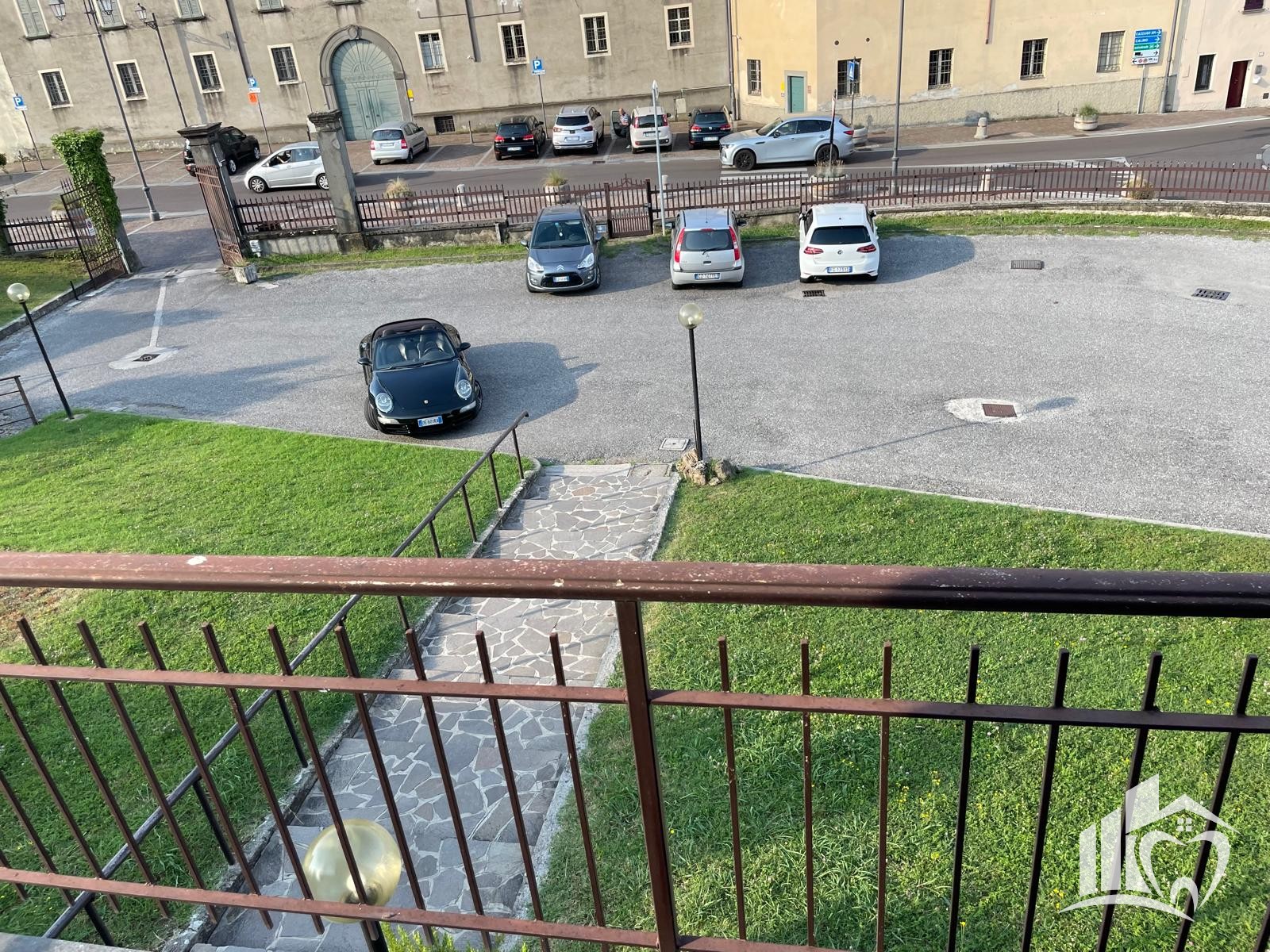 Anteprima 12